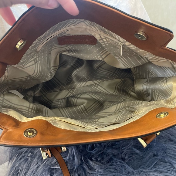 London Fog Purse - Picture 6 of 7